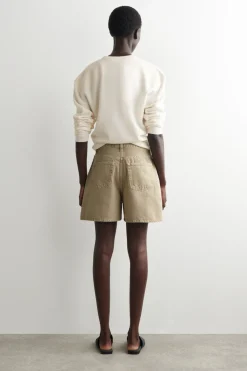 JEANSSHORTS MIT HOHEM BUND