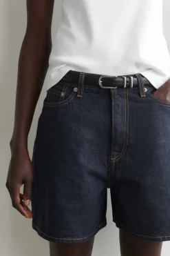 JEANSSHORTS MIT HOHEM BUND