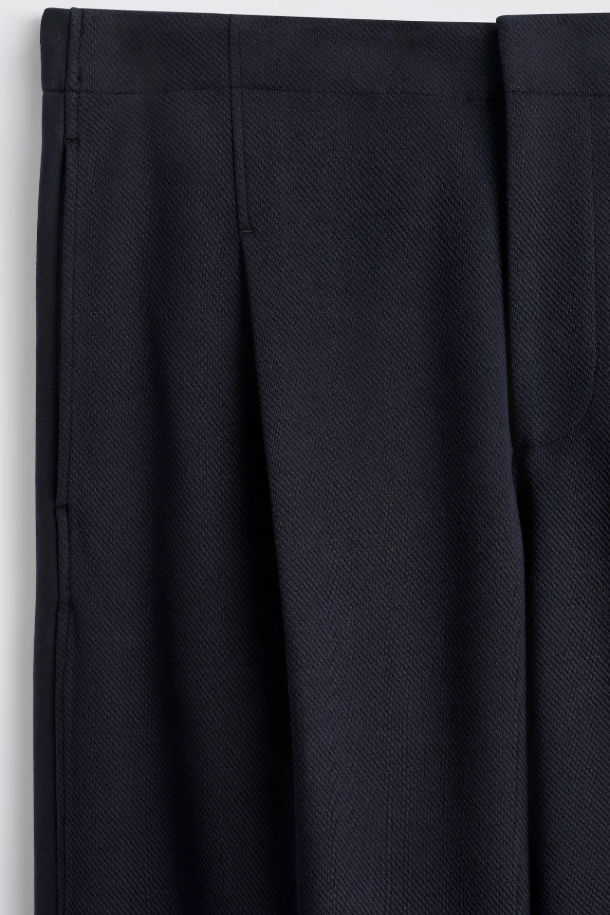 JERSEYHOSE MIT OVERSIZED-PASSFORM UND WEITEM BEIN