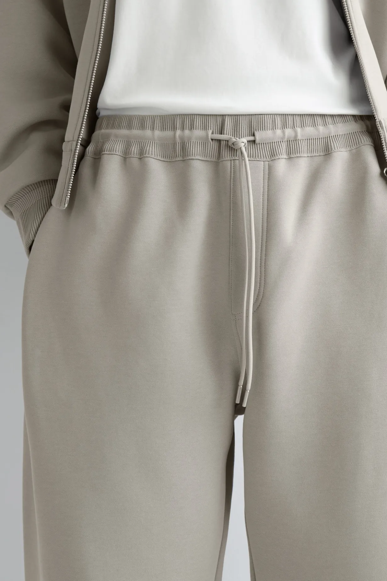 JOGGINGHOSE AUS BAUMWOLL-PIQUÉ MIT BARREL-BEIN