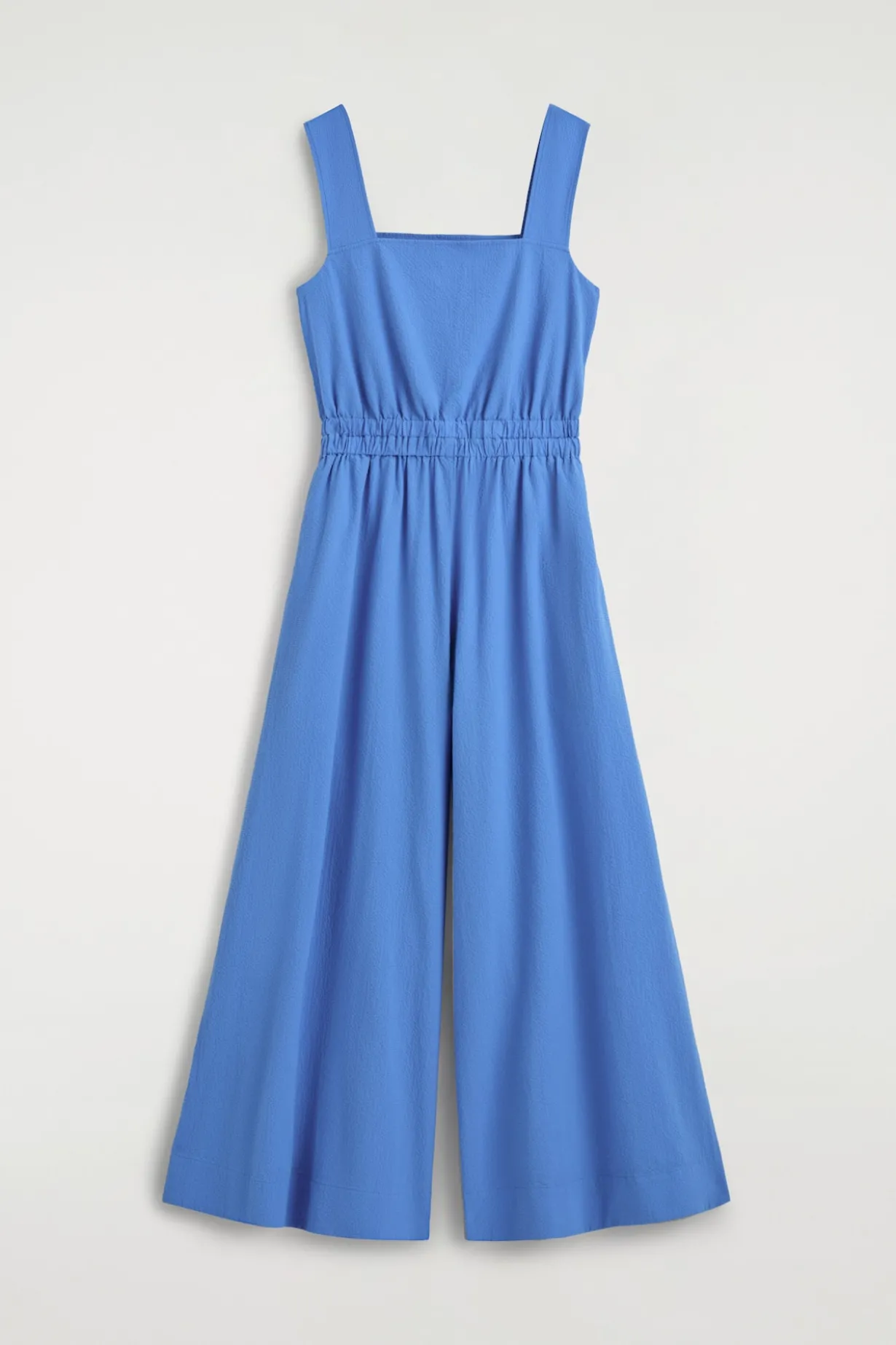 JUMPSUIT AUS SEERSUCKER MIT WEITEM BEIN