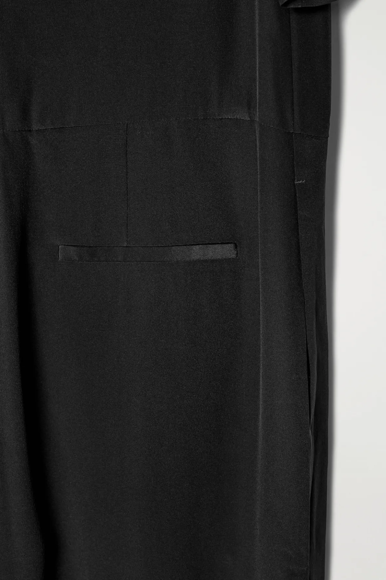 JUMPSUIT AUS SEIDEN-CRÊPE