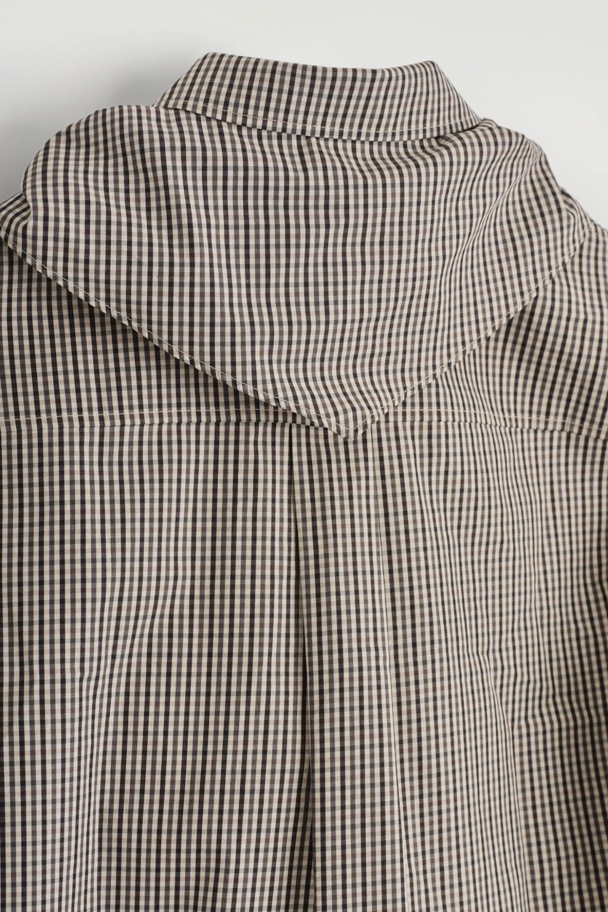 KARIERTES HEMD MIT SCHALDETAIL