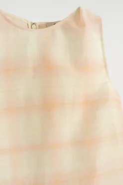 KARIERTES OBERTEIL MIT TWIST-DETAIL