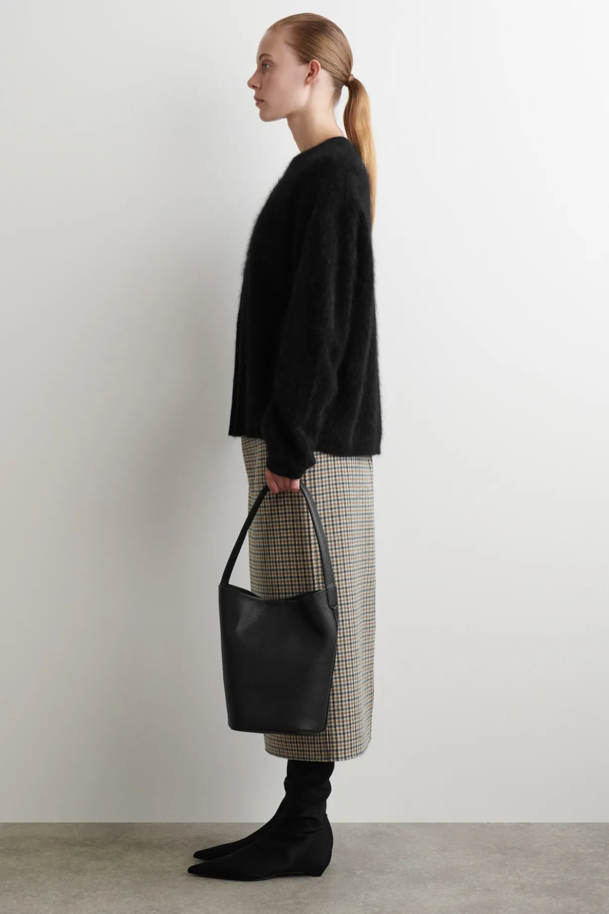 KASCHMIRPULLOVER MIT RUNDHALSAUSSCHNITT