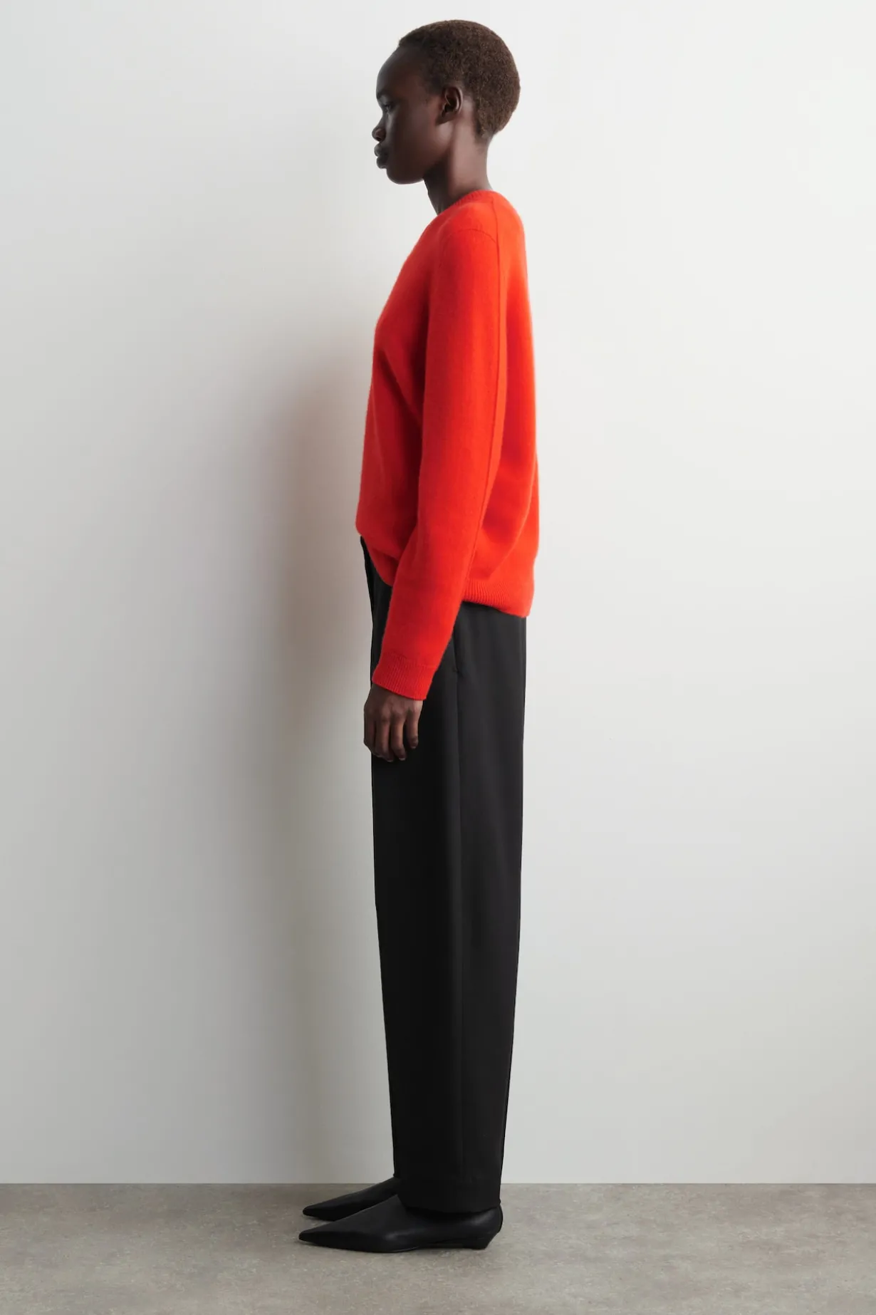 KASCHMIRPULLOVER MIT RUNDHALSAUSSCHNITT