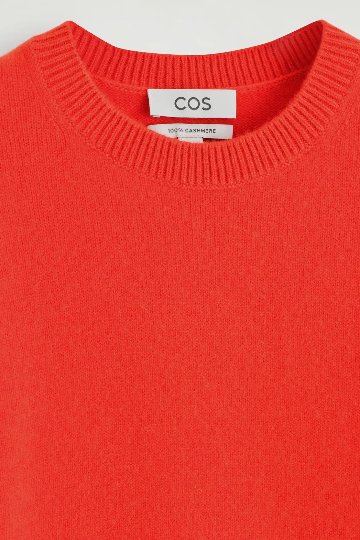 KASCHMIRPULLOVER MIT RUNDHALSAUSSCHNITT