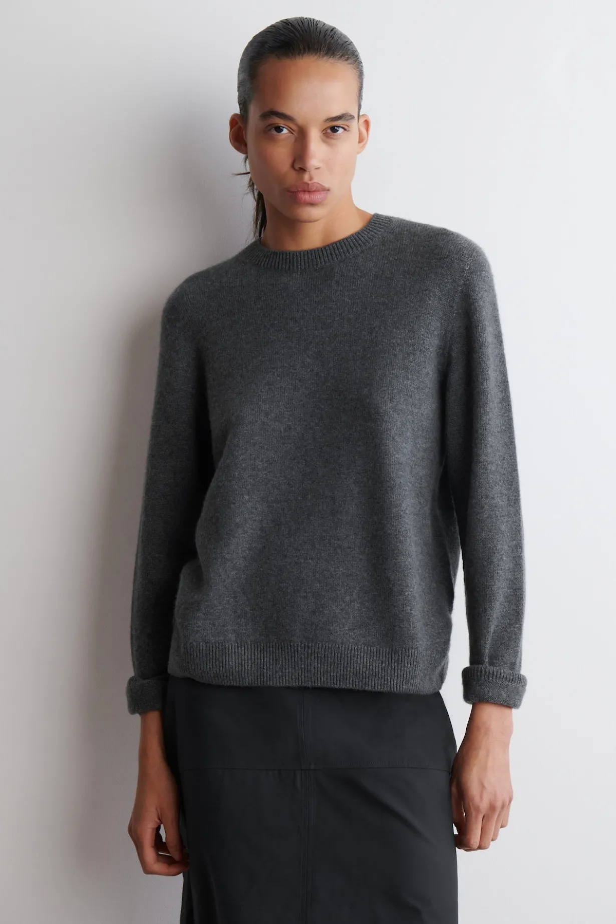 KASCHMIRPULLOVER MIT RUNDHALSAUSSCHNITT