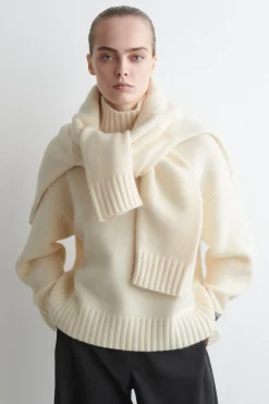KASCHMIRPULLOVER MIT TRICHTERKRAGEN