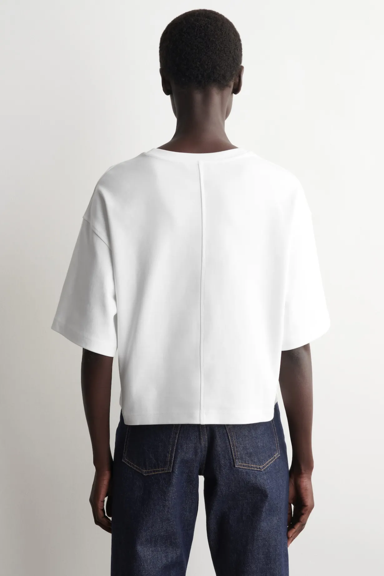 KASTENFÖRMIGES OVERSIZED-T-SHIRT AUS BAUMWOLLE