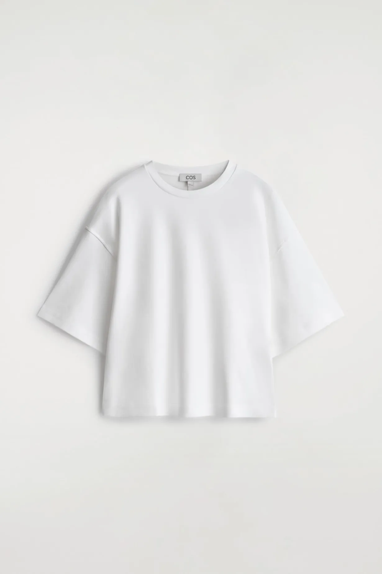 KASTENFÖRMIGES OVERSIZED-T-SHIRT AUS BAUMWOLLE