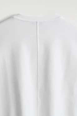 KASTENFÖRMIGES OVERSIZED-T-SHIRT AUS BAUMWOLLE
