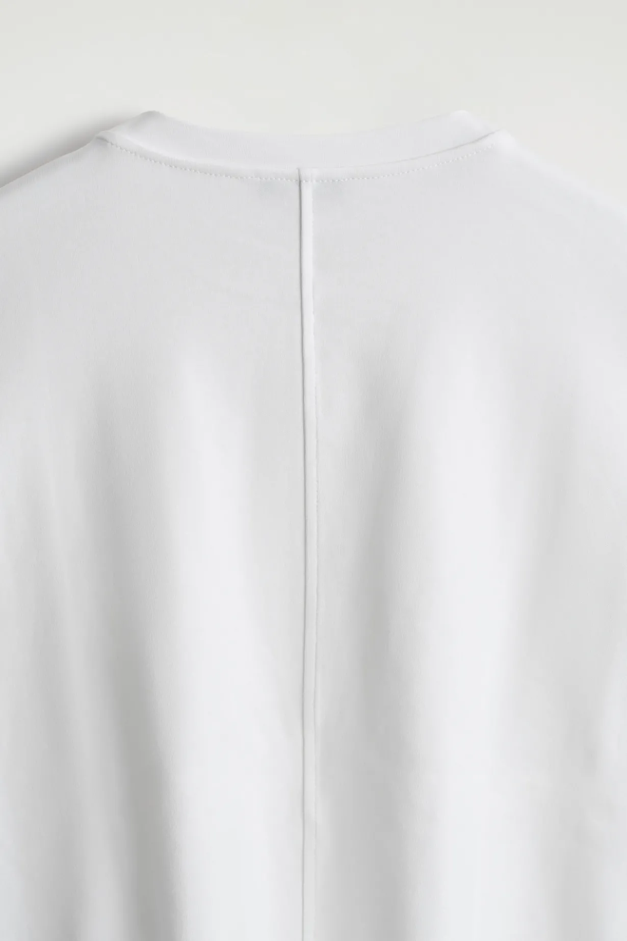 KASTENFÖRMIGES OVERSIZED-T-SHIRT AUS BAUMWOLLE