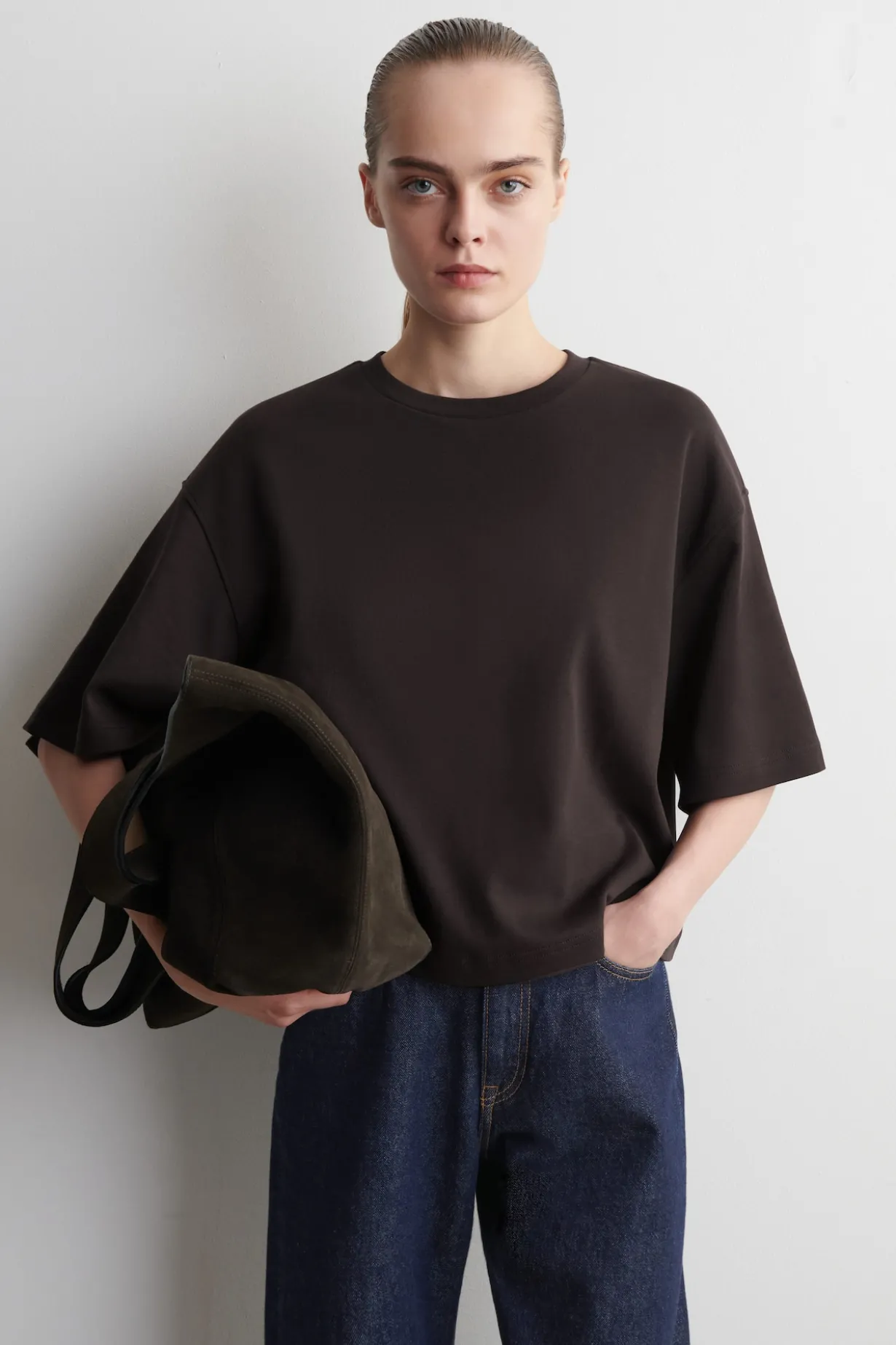 KASTENFÖRMIGES OVERSIZED-T-SHIRT AUS BAUMWOLLE