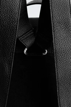 KLASSISCHER RUCKSACK - LEDER