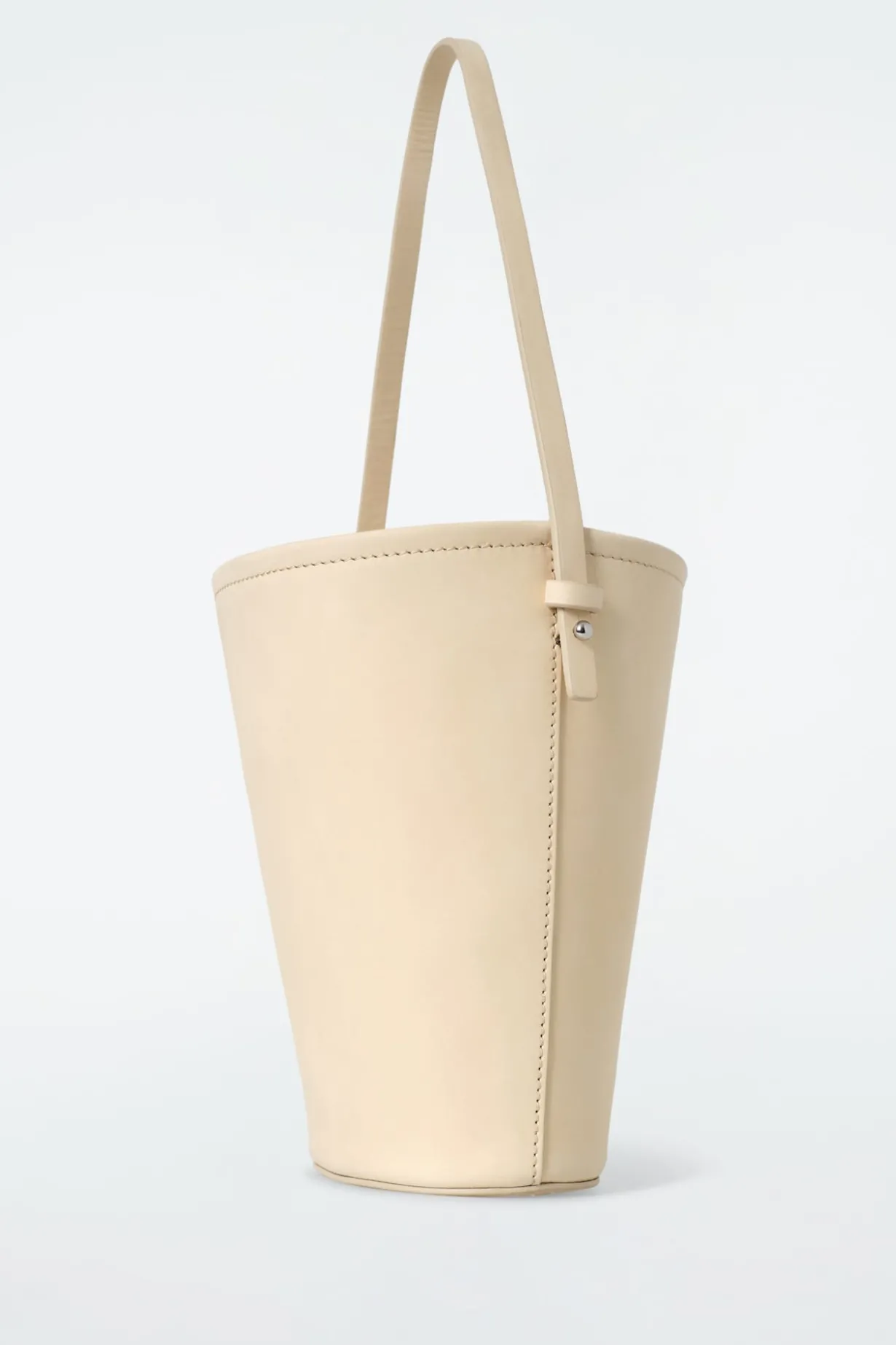 KLEINE BEUTELTASCHE - NUBUKLEDER