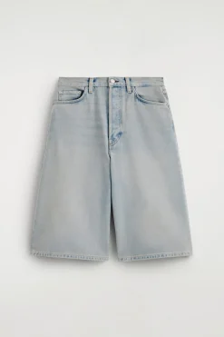 KNIELANGE JEANSSHORTS