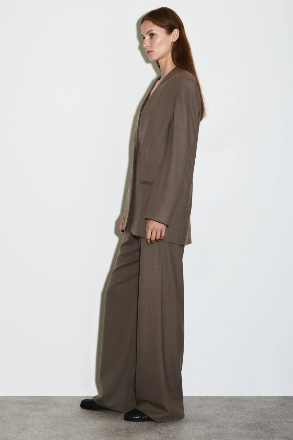 KRAGENLOSER BLAZER AUS WOLL-MIX