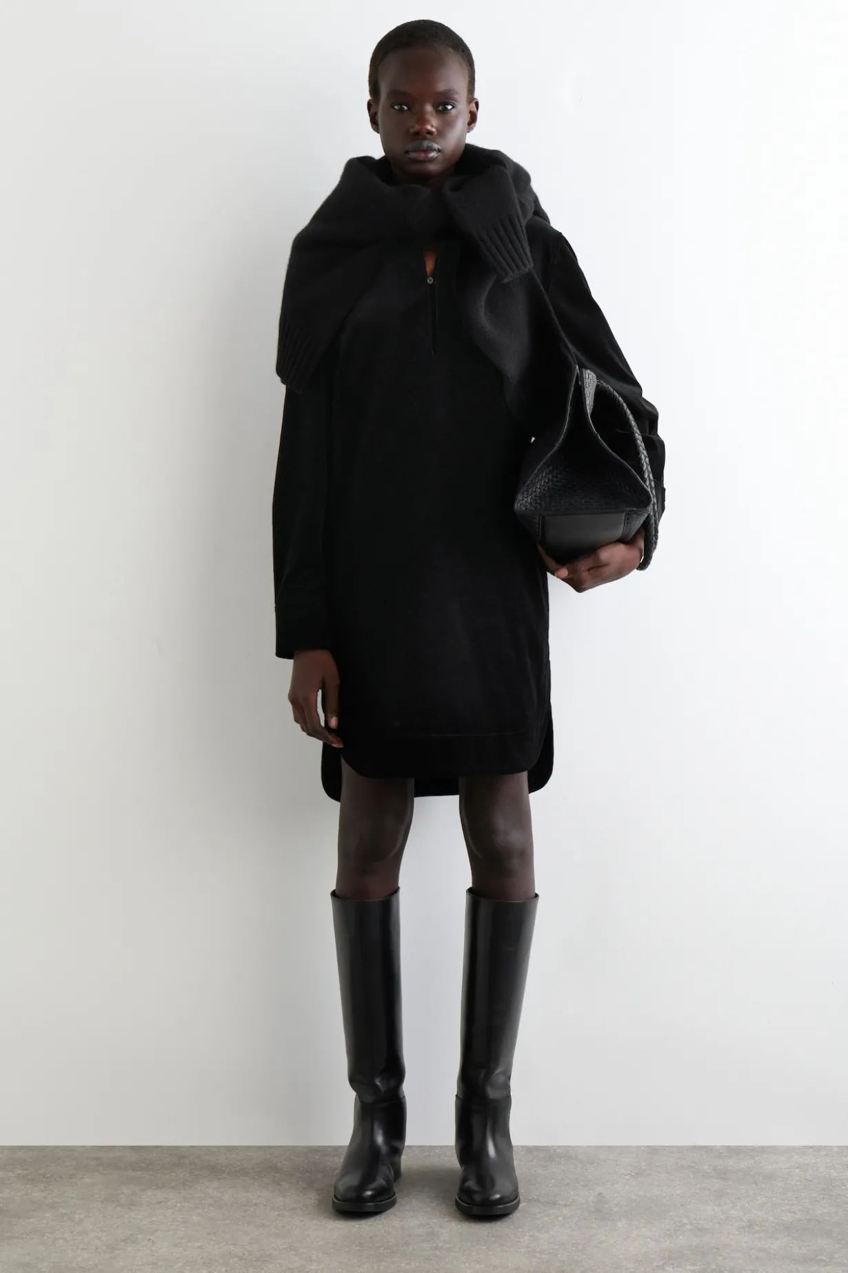 KURZES HEMDKLEID AUS CORD