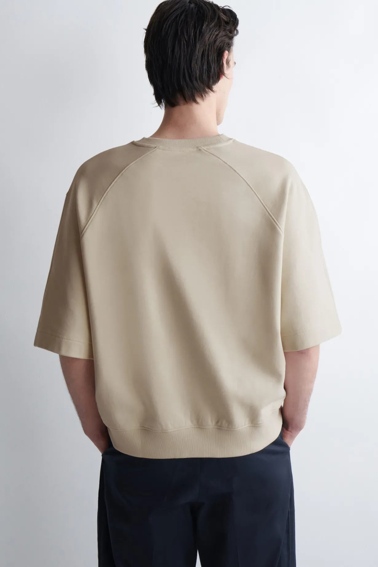 KURZÄRMLIGES OVERSIZED-SWEATSHIRT AUS BAUMWOLLE