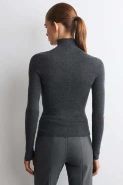 LANGARMSHIRT AUS MERINOWOLLE MIT HOHEM KRAGEN