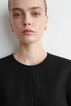 LANGÄRMLIGES MINIKLEID AUS WOLLE