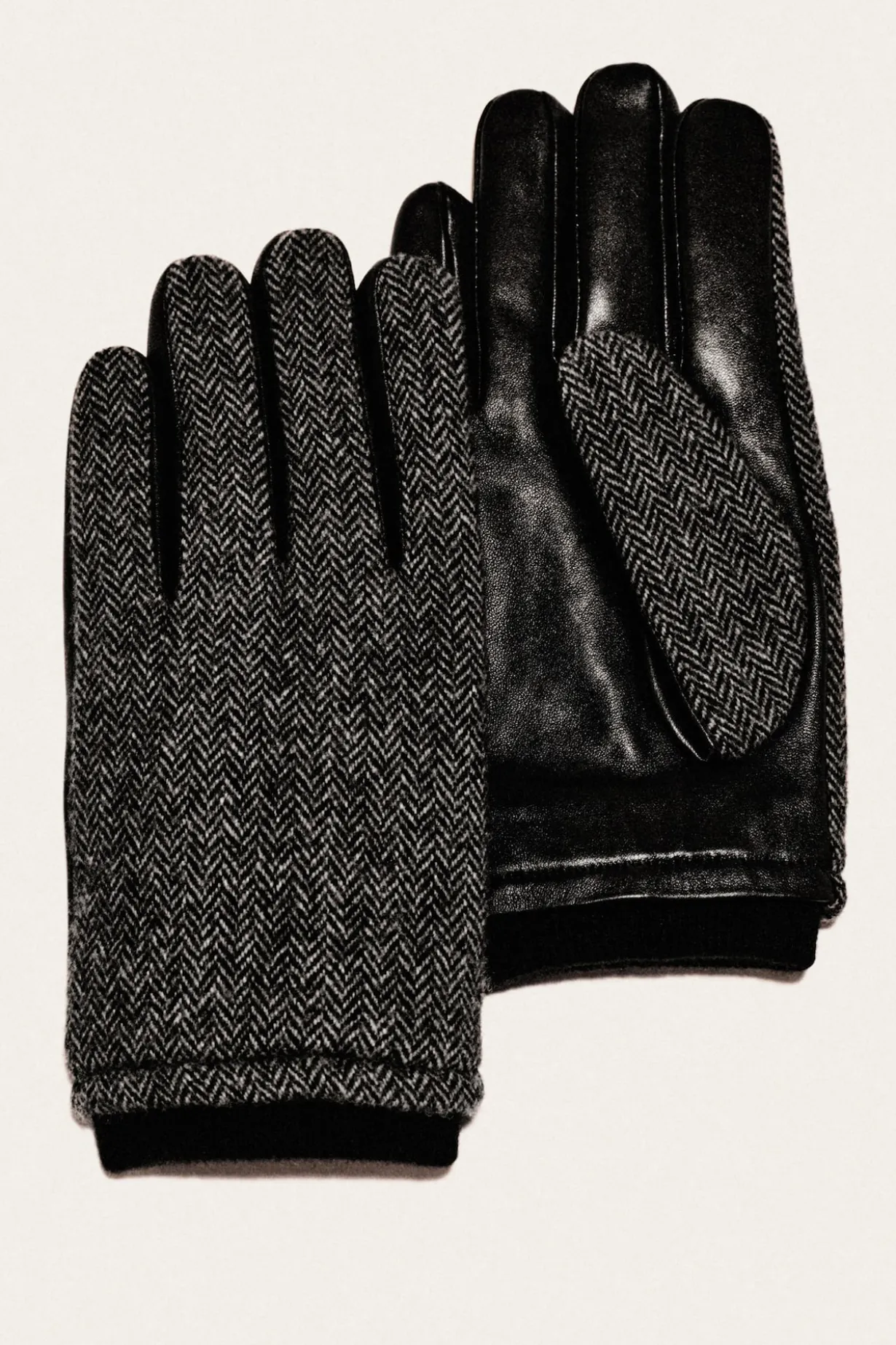 LEDERHANDSCHUHE MIT KASCHMIRFUTTER UND STEPPNÄHTEN