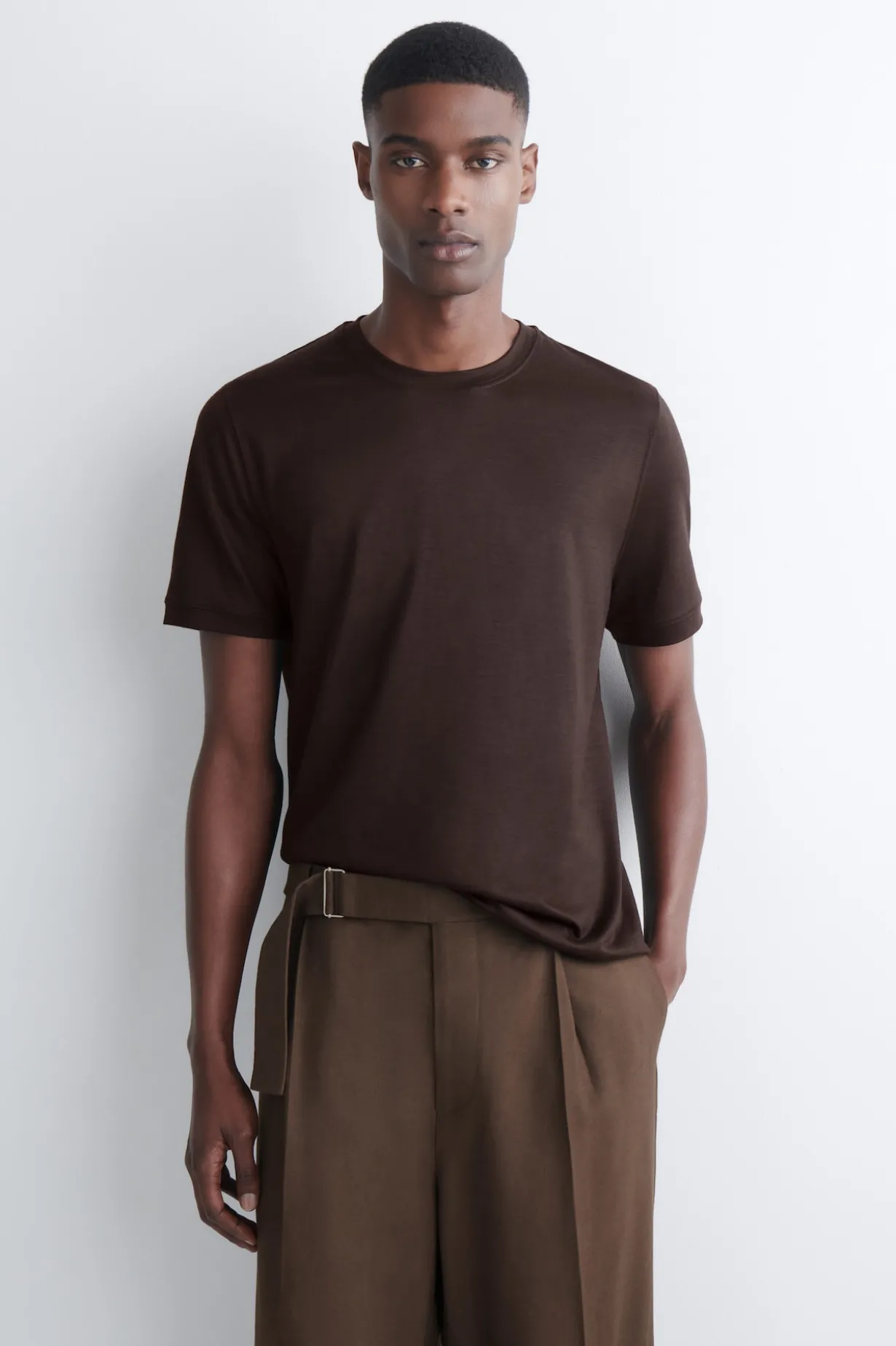 LEICHTES T-SHIRT AUS WOLLE