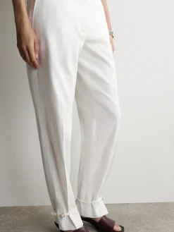 LEINENHOSE MIT GERADEM BEIN