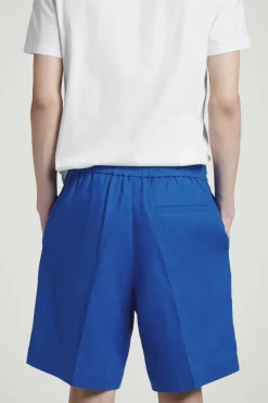 LEINENSHORTS MIT ELASTISCHEM BUND