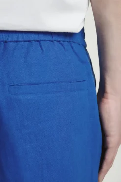 LEINENSHORTS MIT ELASTISCHEM BUND
