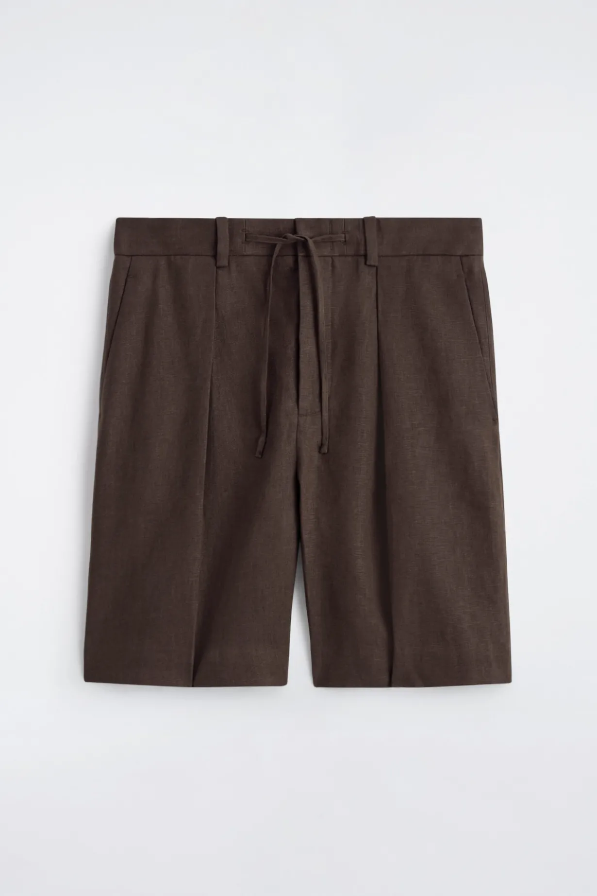 LEINENSHORTS MIT KORDELZUGBUND UND FALTEN