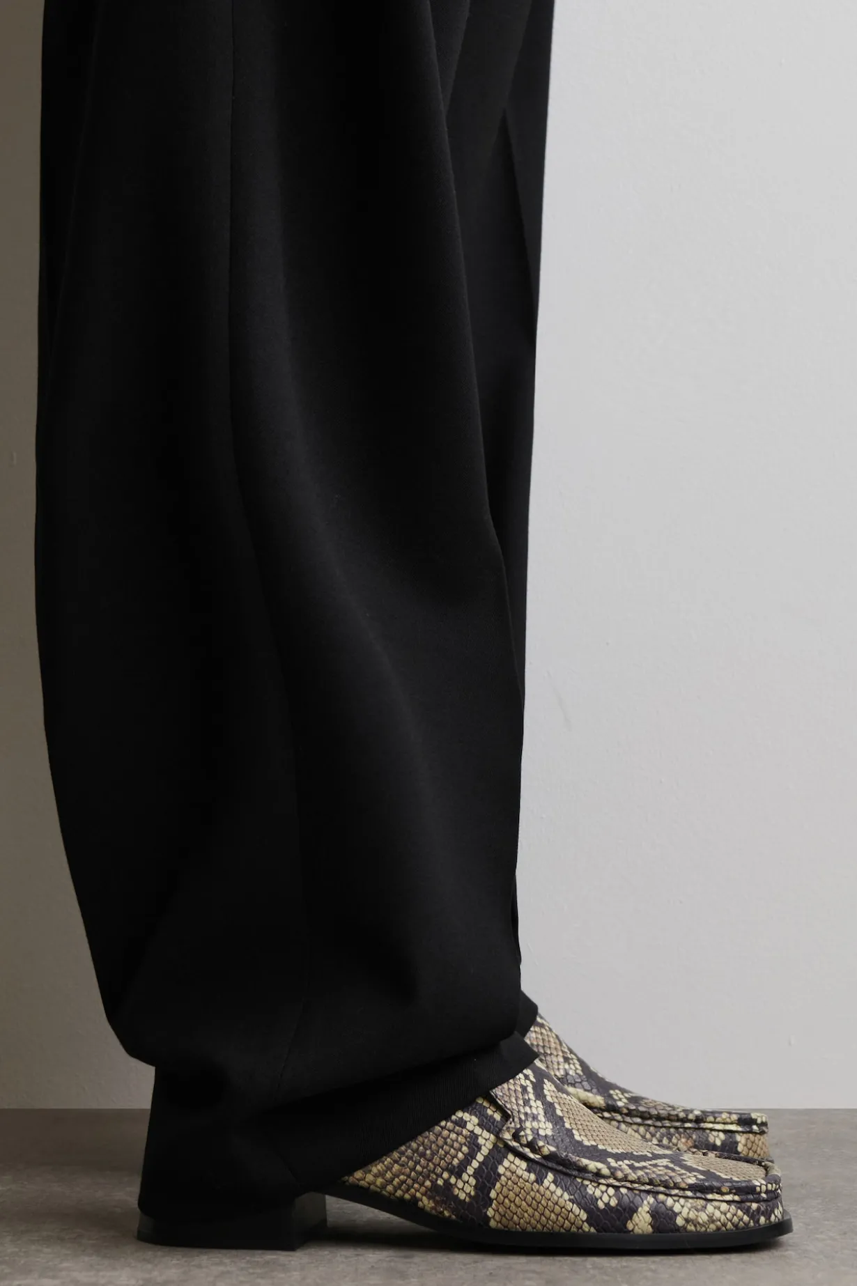 LOAFERS AUS LEDER MIT ABSATZ