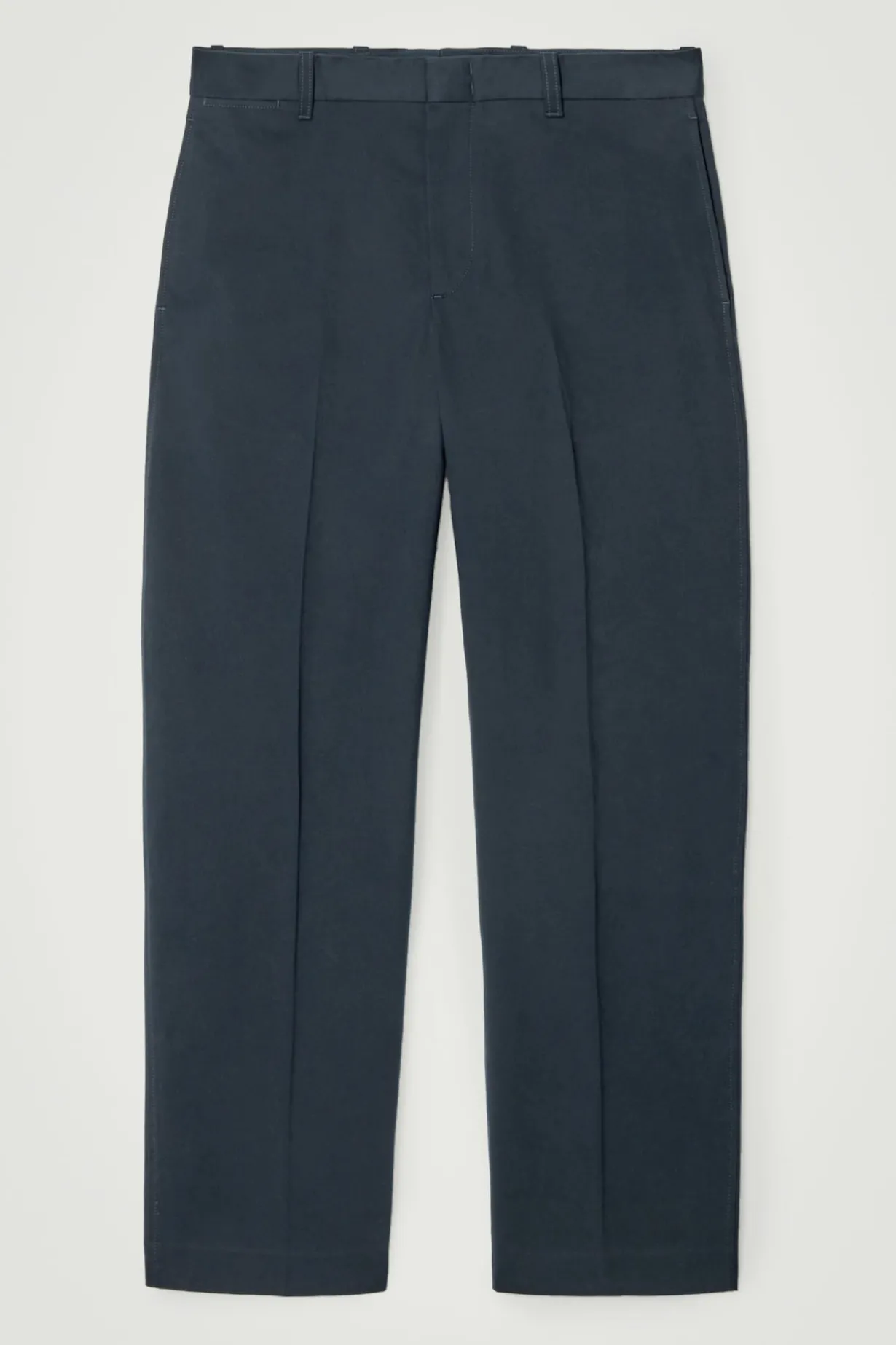 LOCKERE CHINOHOSE MIT GERADEM BEIN