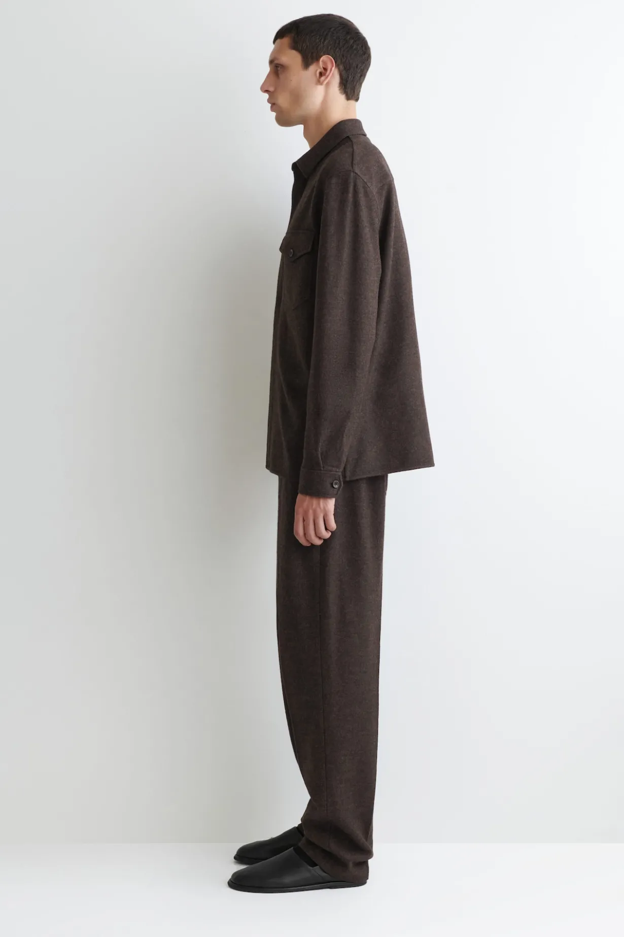 LOCKERE HEMDJACKE AUS GEKOCHTER WOLLE