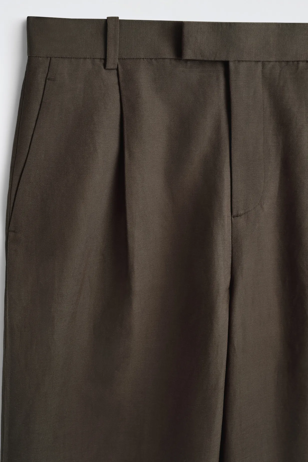 LOCKERE HOSE AUS LEINEN-MIX MIT WEITEM BEIN