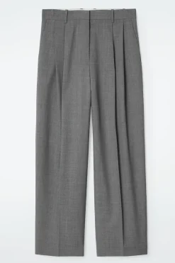 LOCKERE HOSE AUS TWILL MIT WEITEM BEIN