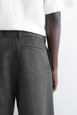 LOCKERE HOSE AUS WOLL-MIX MIT WEITEM BEIN