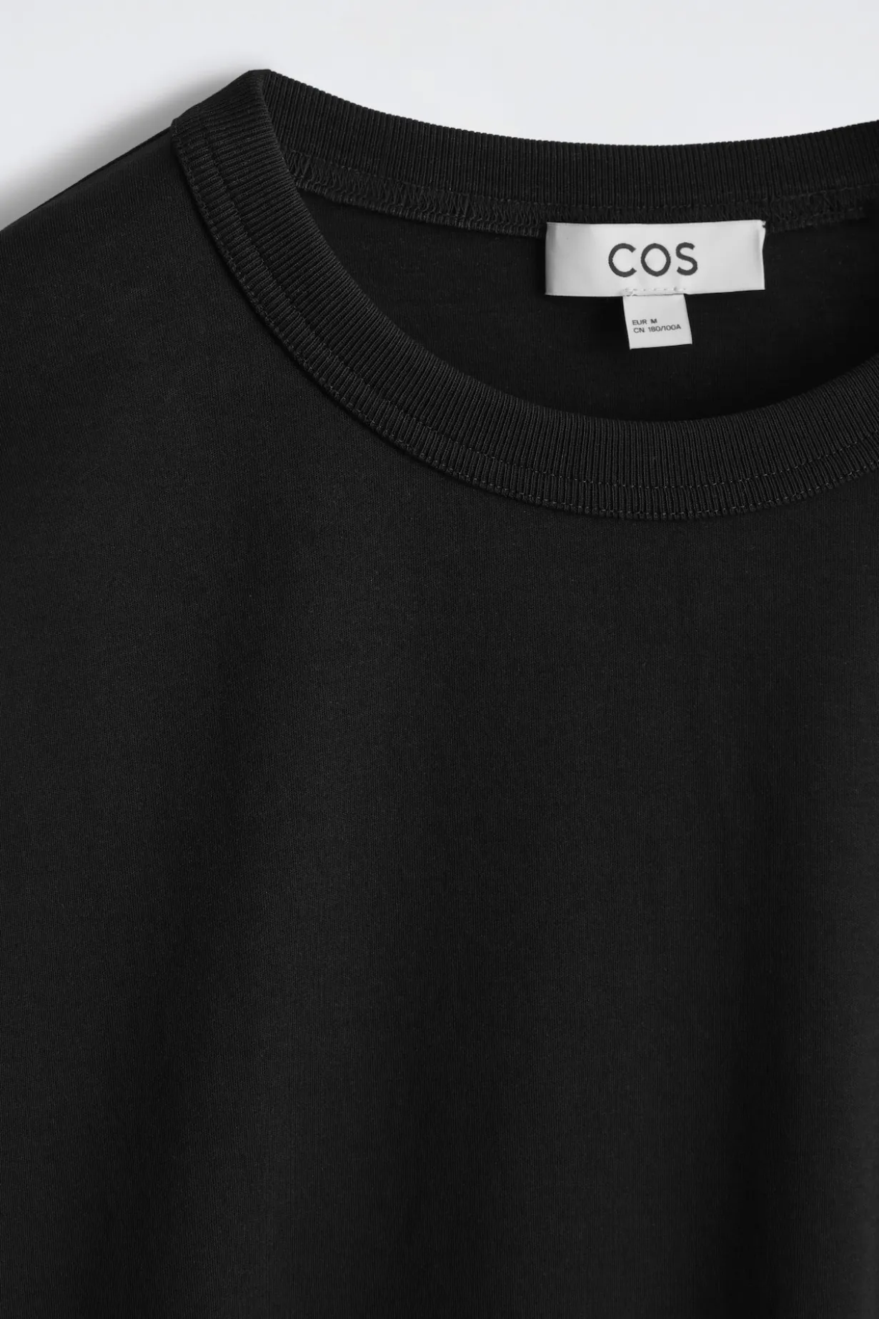 LOCKERES LANGARMSHIRT AUS JERSEY