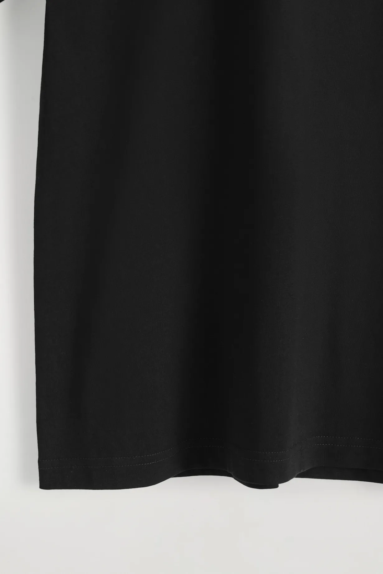 LOCKERES LEICHTES BAUMWOLL-T-SHIRT