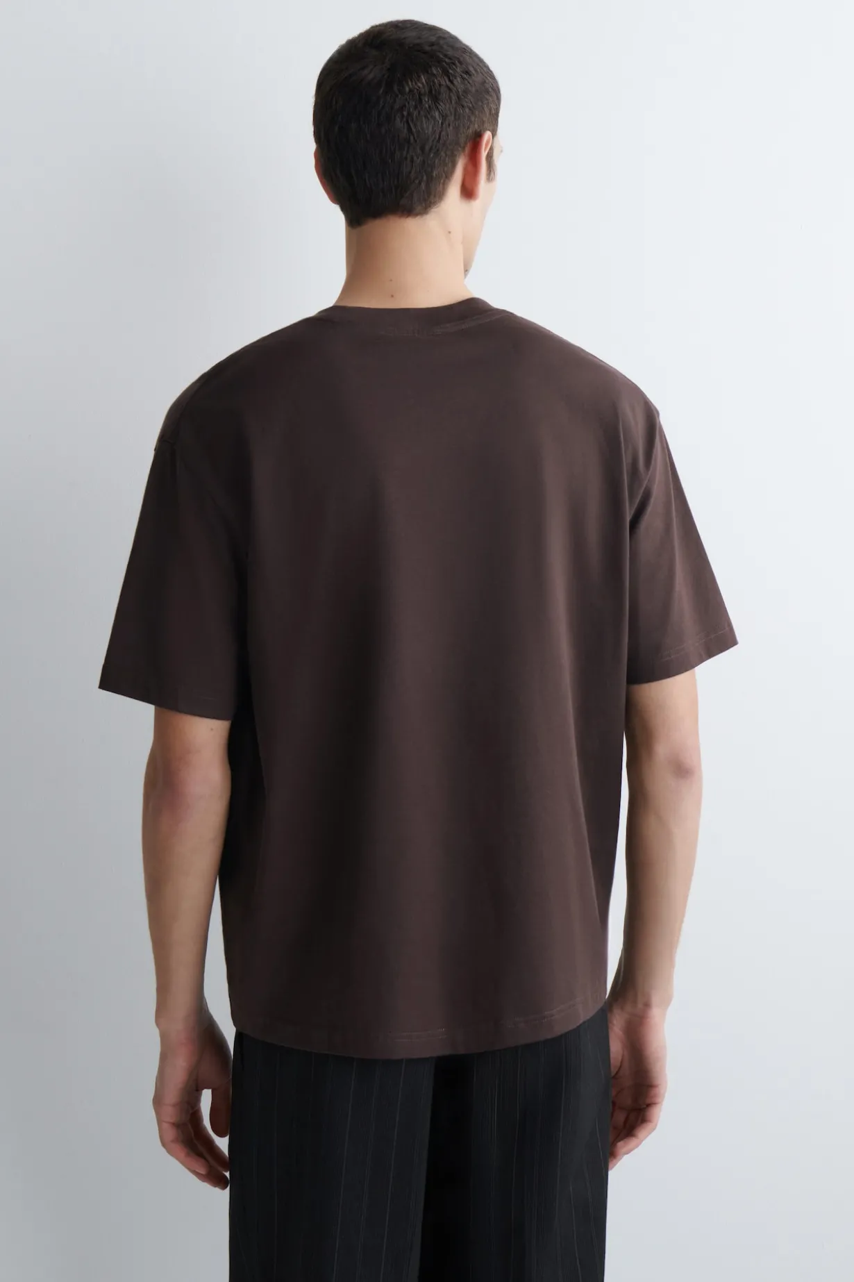 LOCKERES LEICHTES BAUMWOLL-T-SHIRT