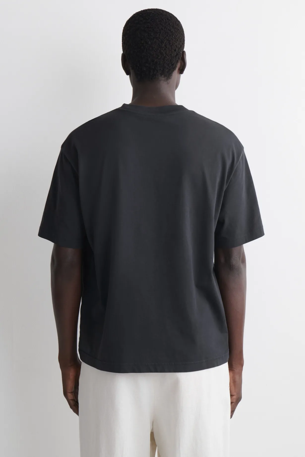 LOCKERES LEICHTES BAUMWOLL-T-SHIRT