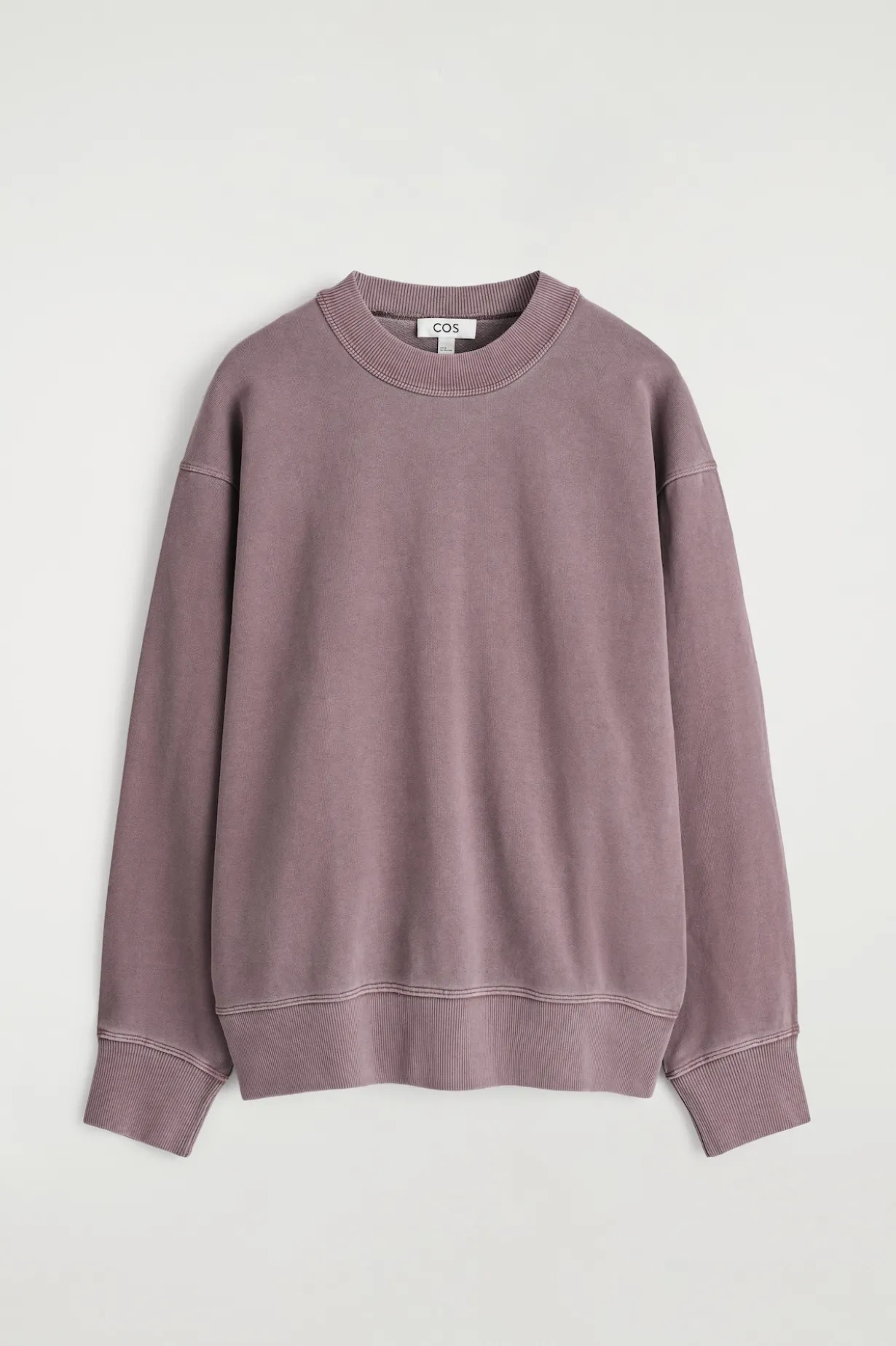 LOCKERES SWEATSHIRT AUS VORGEWASCHENER BAUMWOLLE