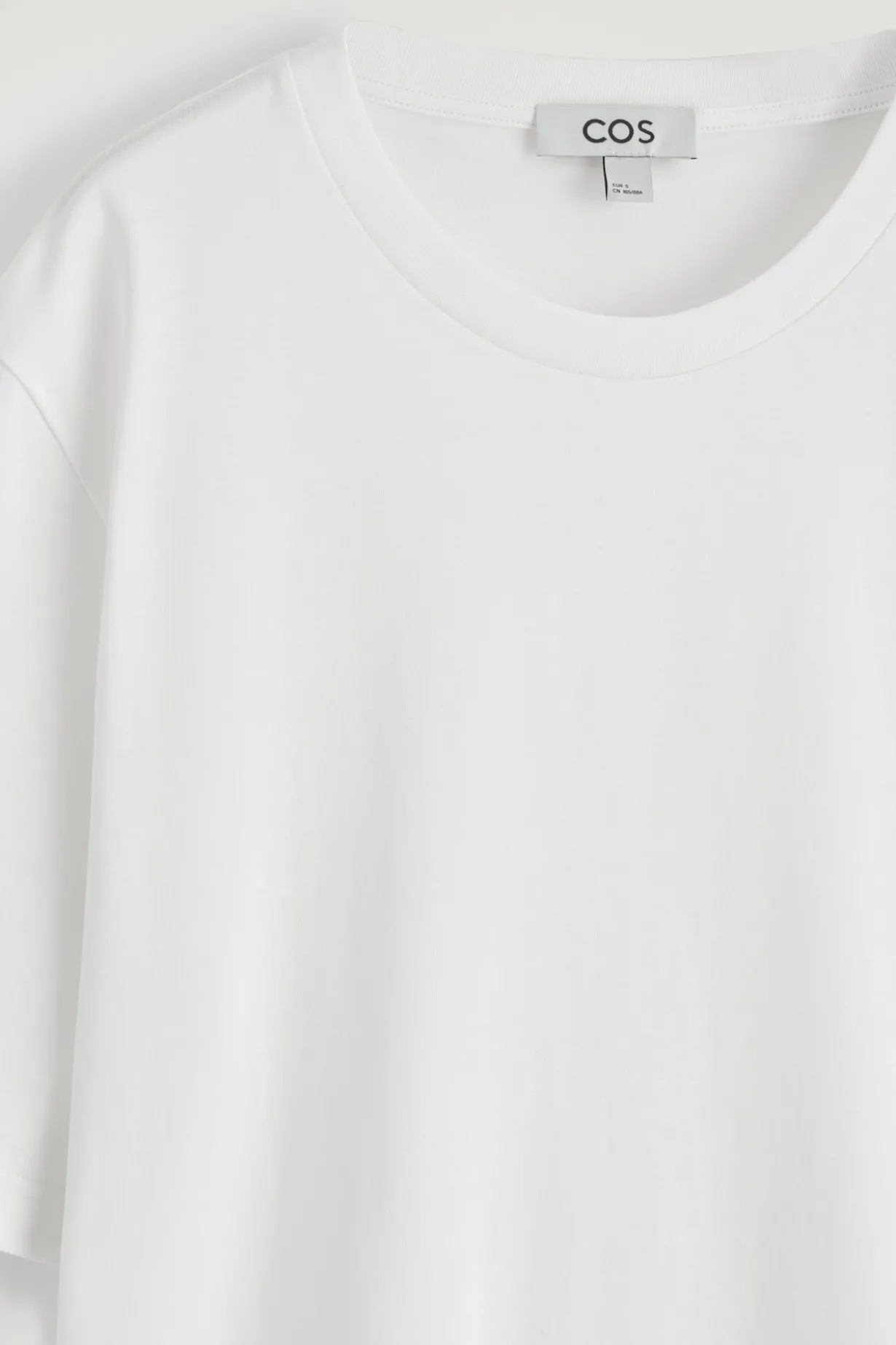 LOCKERES T-SHIRT AUS BAUMWOLLE