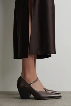 MARY JANES AUS LEDER MIT ABSATZ
