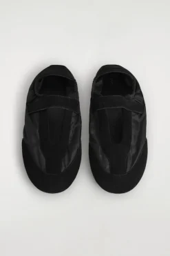 MARY-JANE-SNEAKER AUS VELOURSLEDER UND NYLON