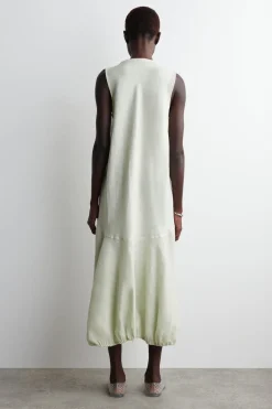 MAXIKLEID AUS LEINEN MIT ELASTISCHEM SAUM
