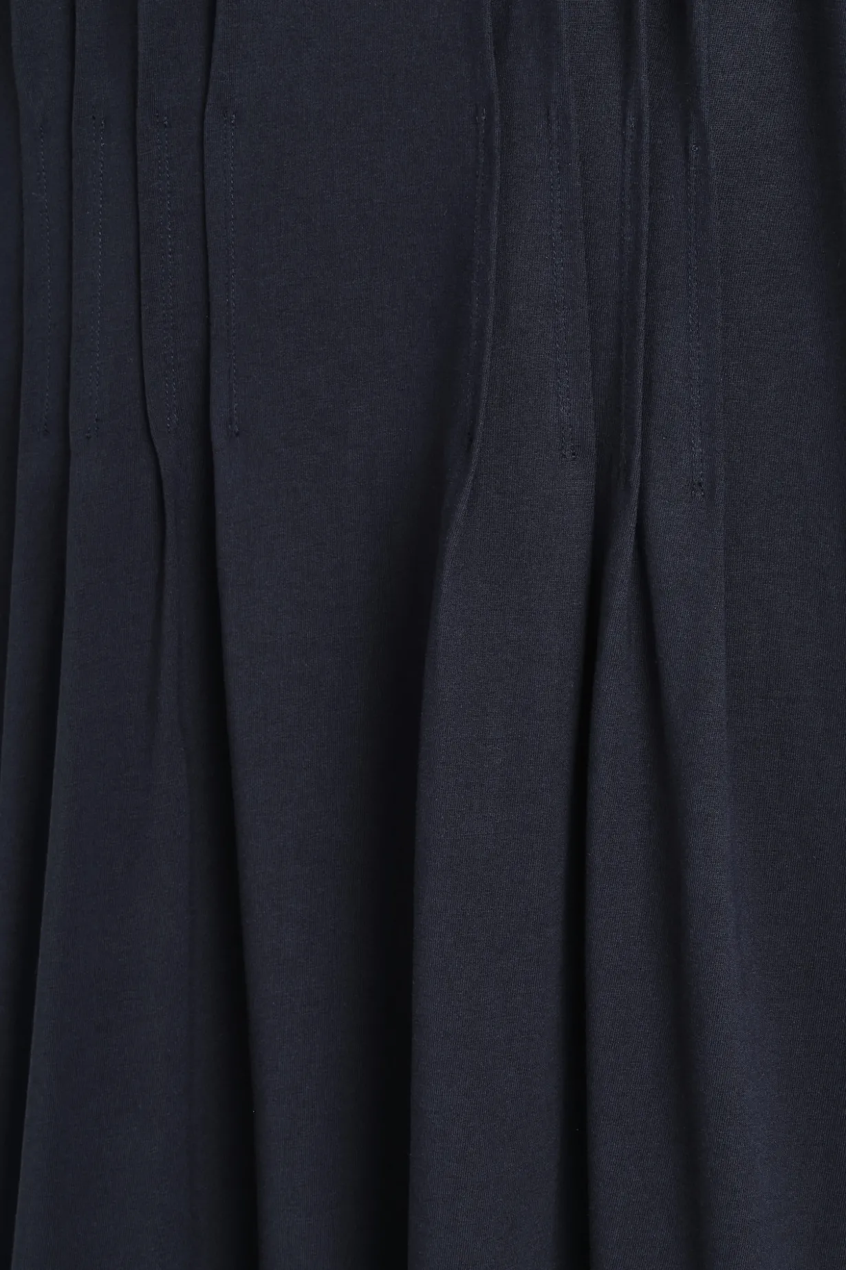 MIDIKLEID AUS BAUMWOLLE MIT BIESEN