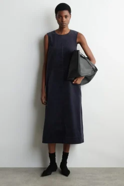 MIDIKLEID AUS CORD IN A-LINIE