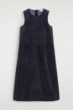 MIDIKLEID AUS CORD IN A-LINIE